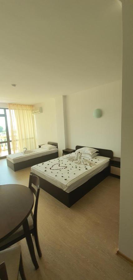 Monolocale con Balcone e Vista Mare