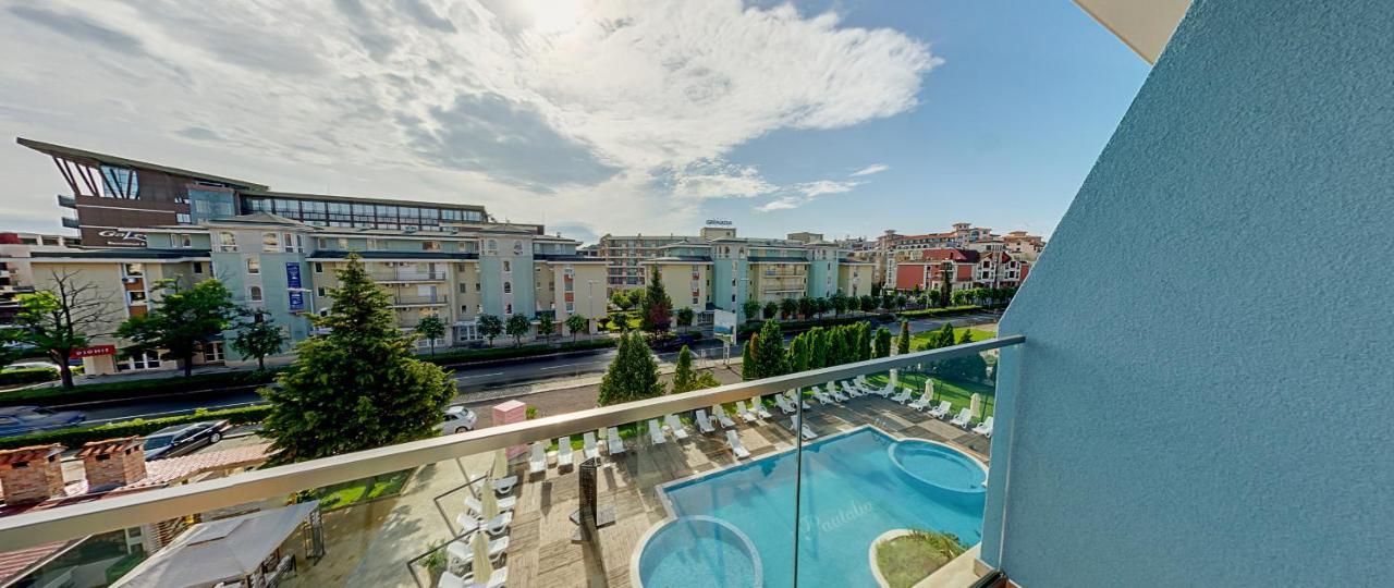 Deluxe Double Room with Balcony,1145277799:JPEG