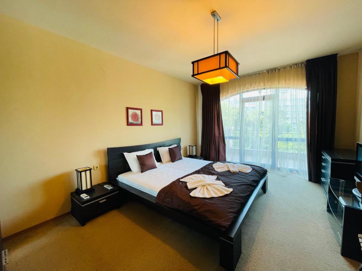 One-Bedroom Apartment,1240767445:JPEG