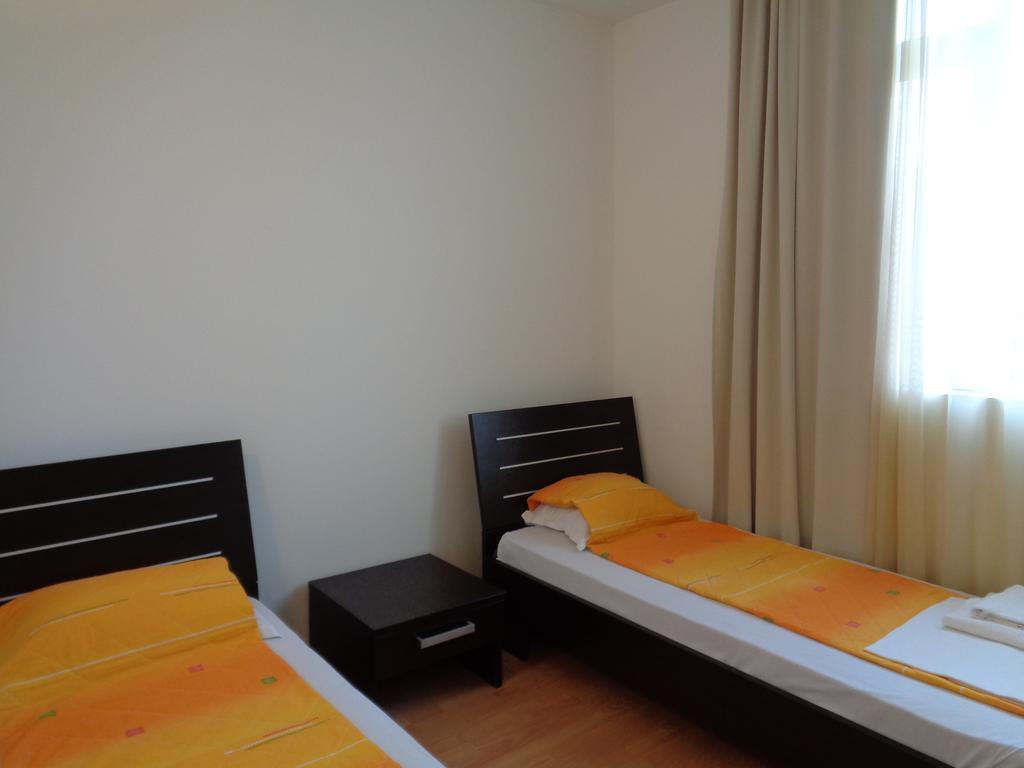 Two-Bedroom Apartment,151759171:JPEG