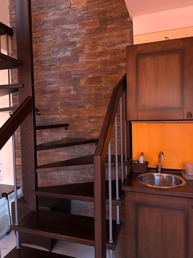 One-Bedroom Apartment Sea View Balcony