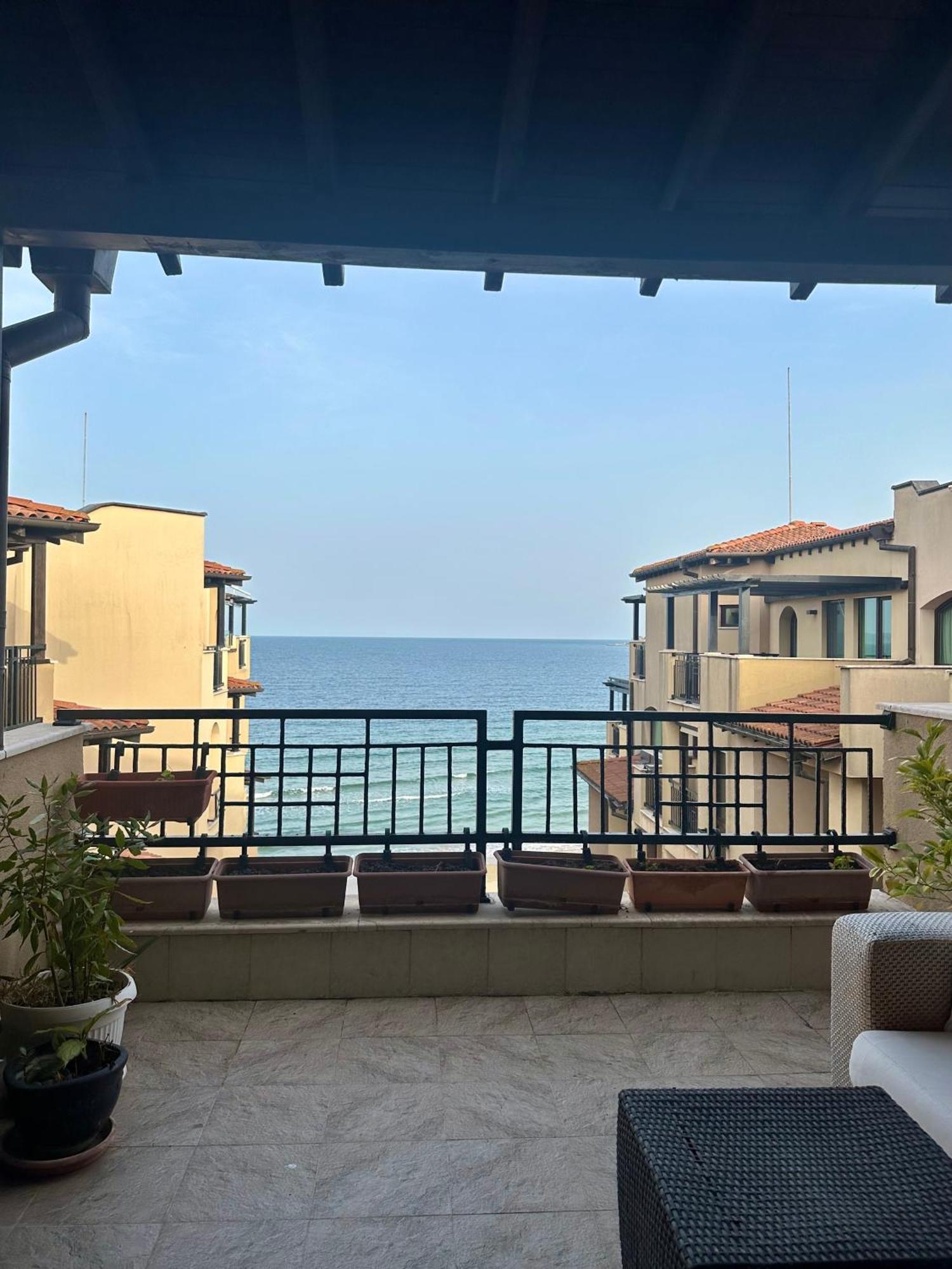 Apartment Sea View