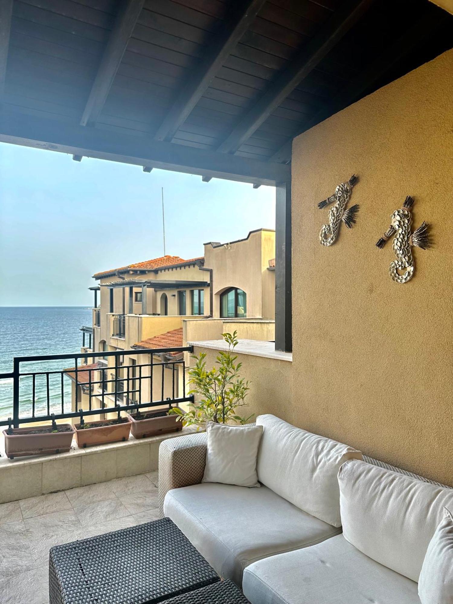 Apartment Sea View