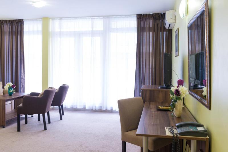 Triple Room Balcony