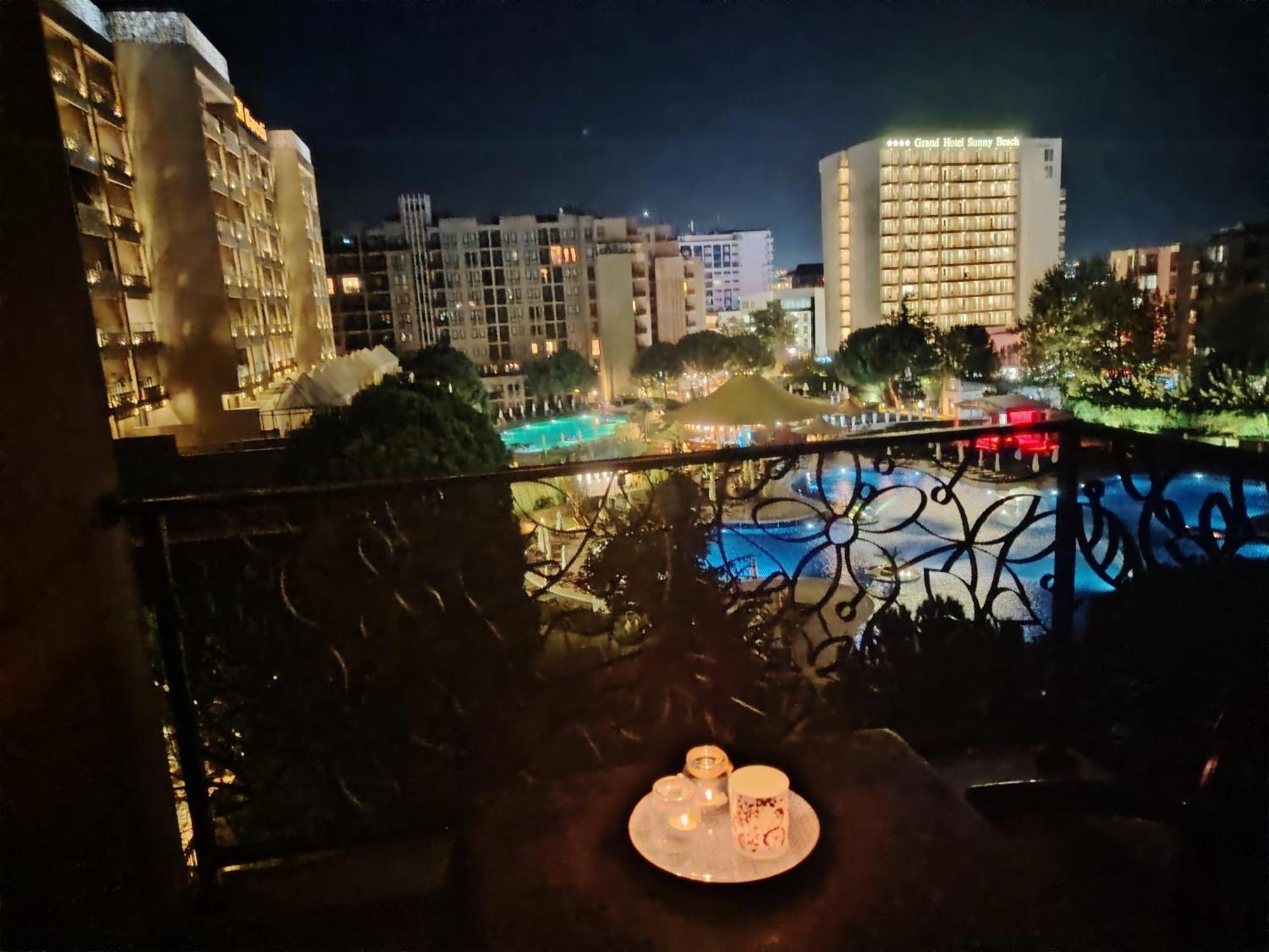Apartment Pool View