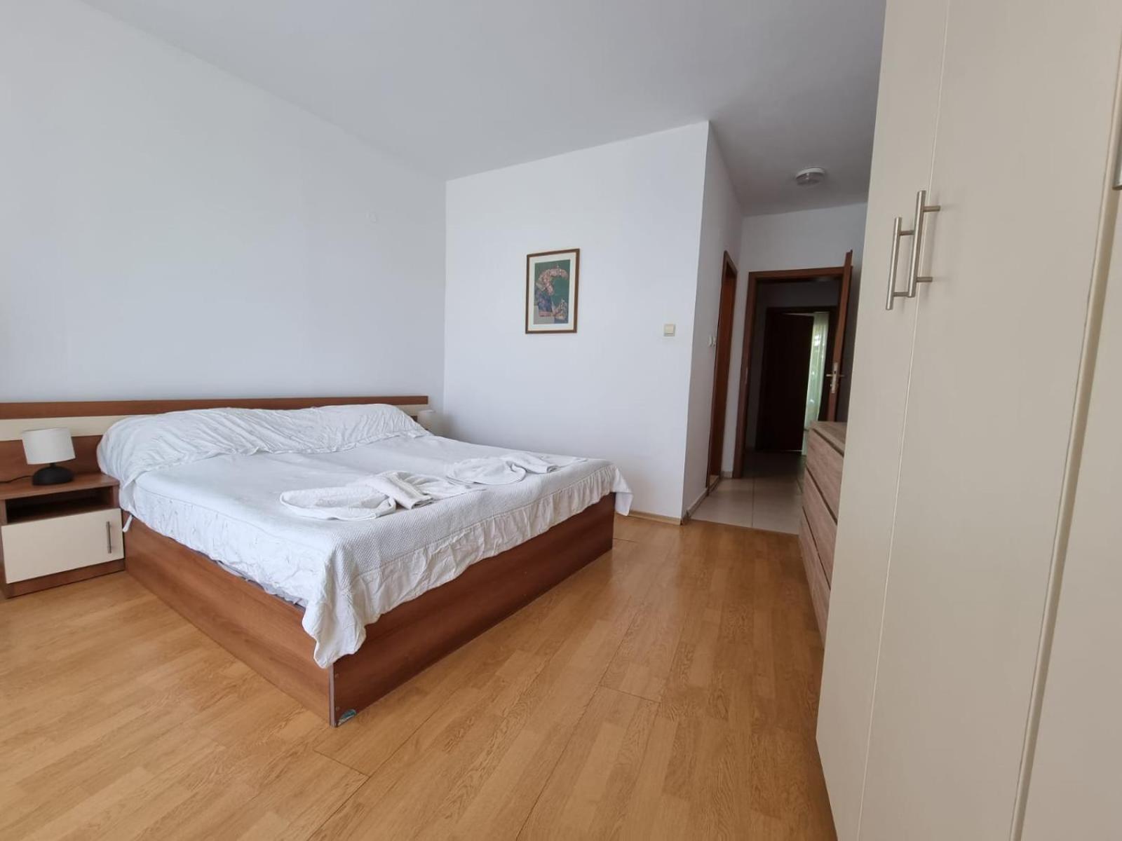 Two-Bedroom Apartment,1676739781:JPEG