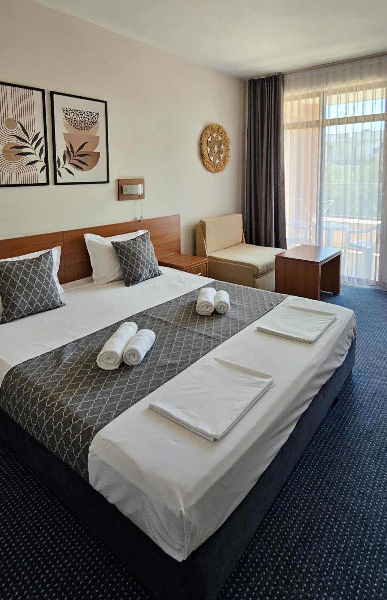 Double or Twin Room Balcony