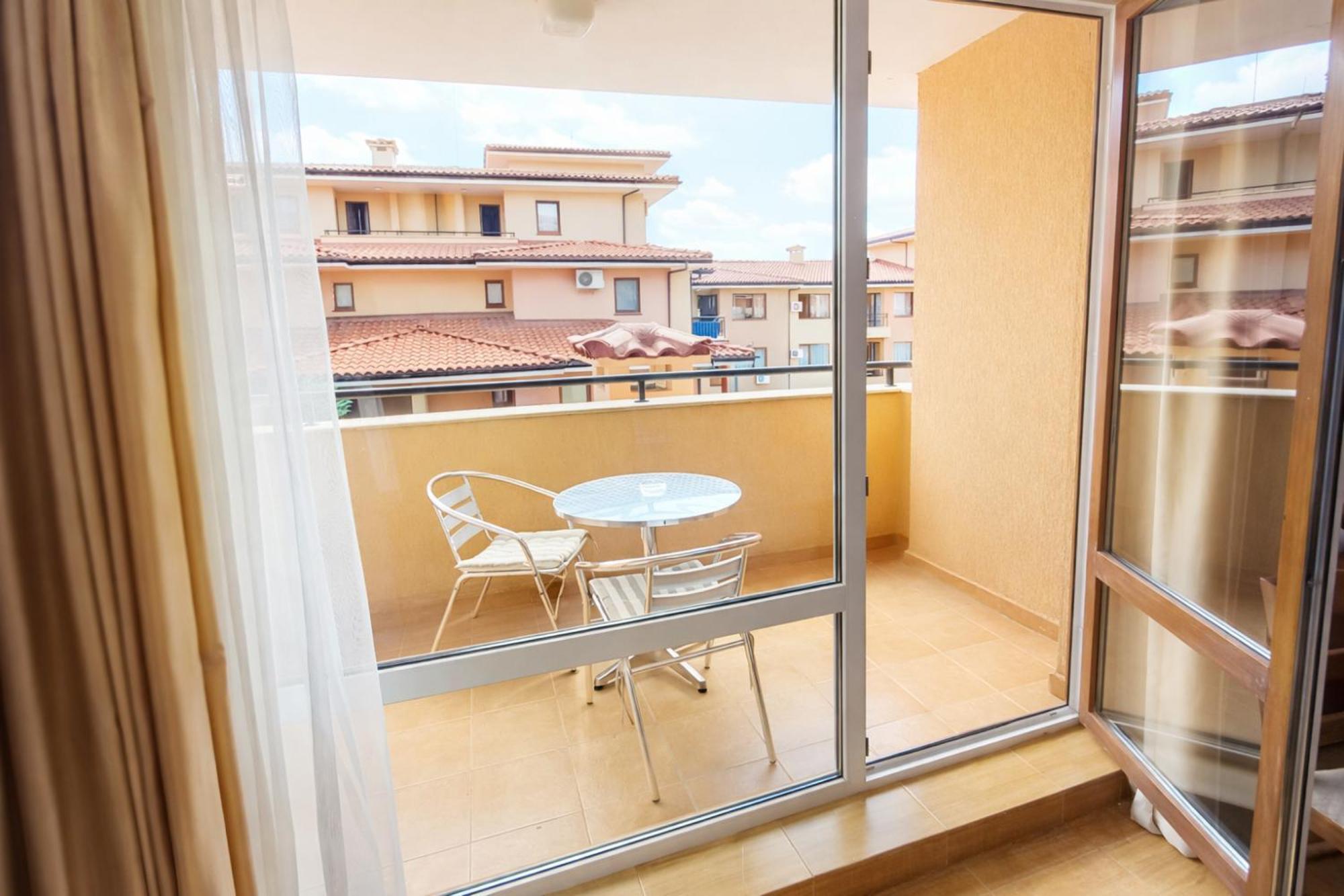 One-Bedroom Suite