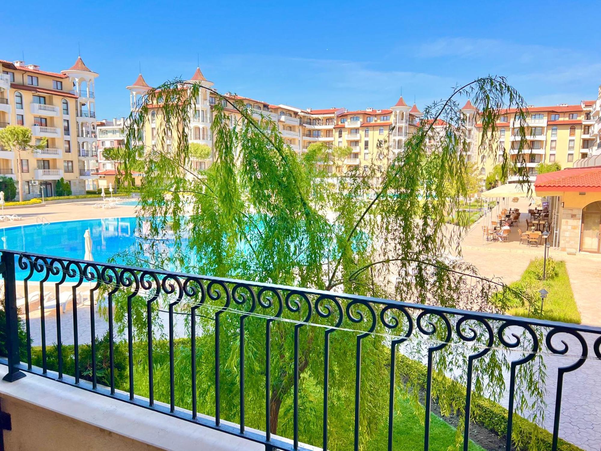 Apartment Pool View