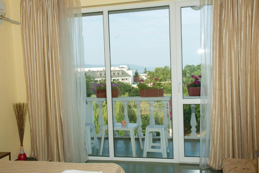 Tweepersoonskamer met 1 of 2 Bedden en Balkon