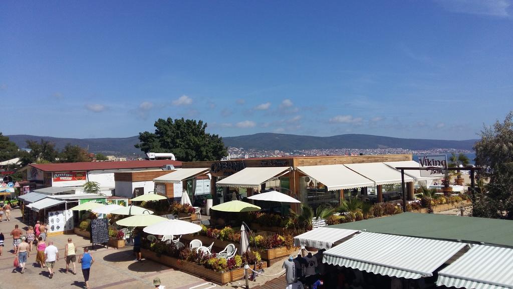 Two-Bedroom Apartment with Frontal Sea View - First Floor