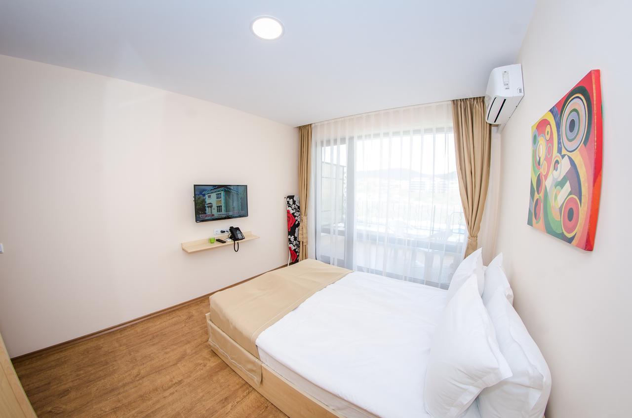 Studio Park View Room Only