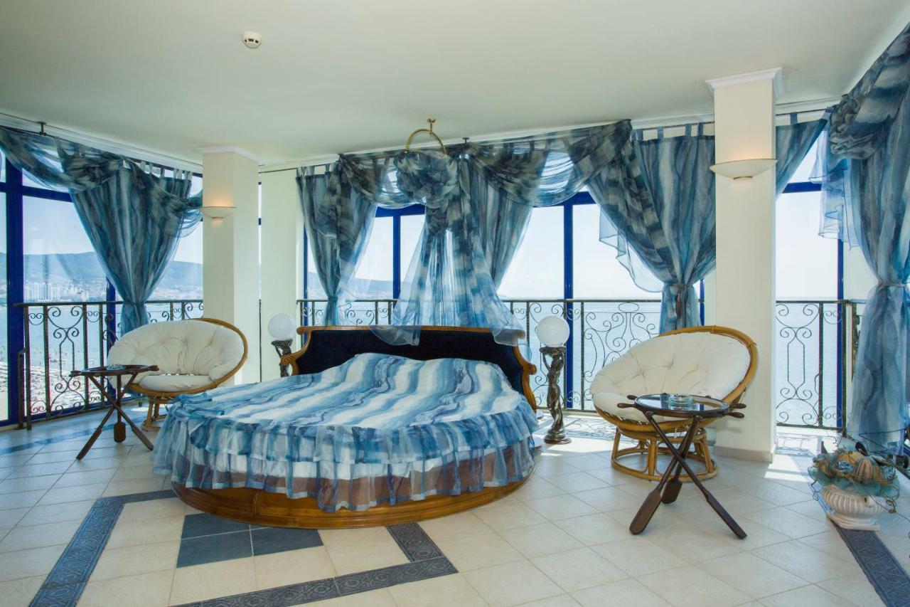 Maisonette with Sea View (2 Adults)