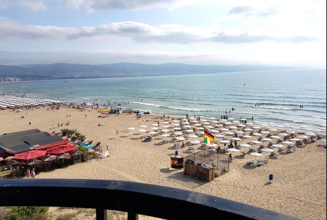 Apartment mit Meerblick