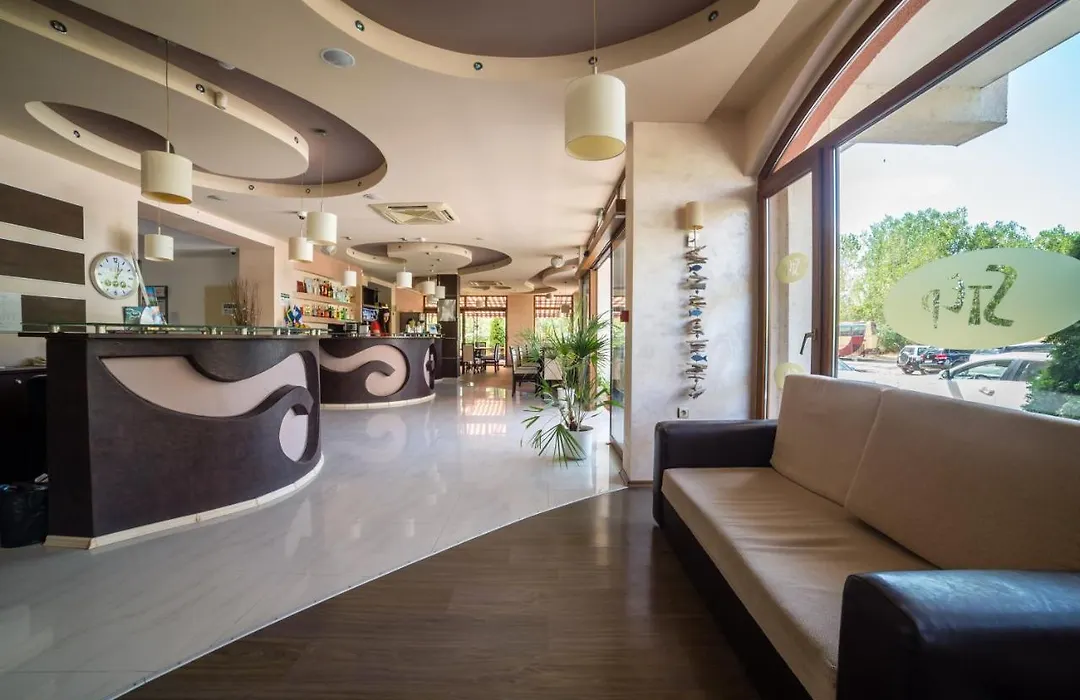 Step Hotel-1
