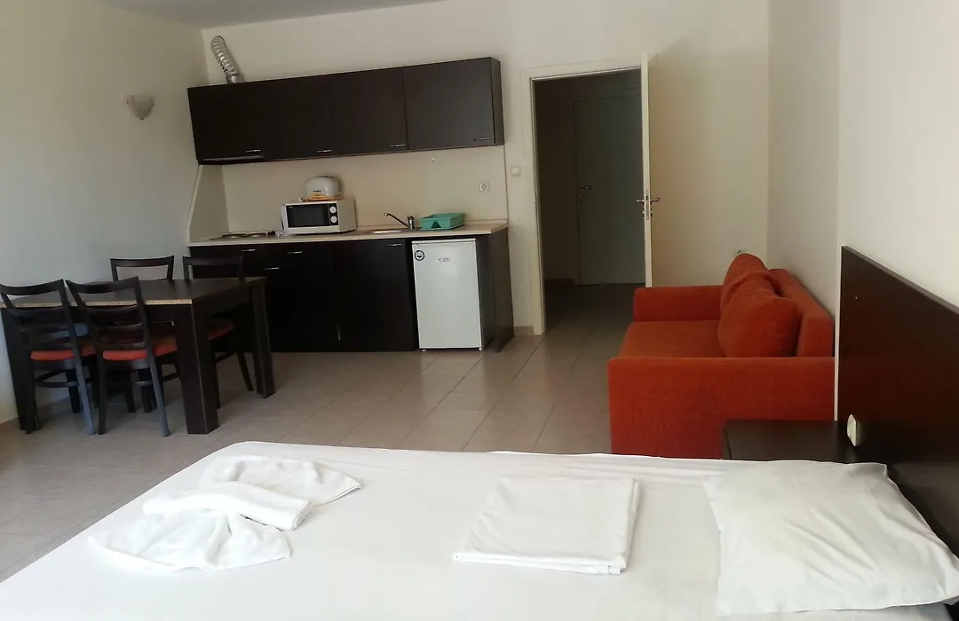 Menada Forum Apartments-1
