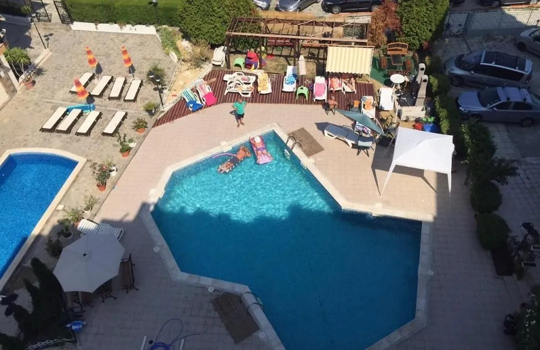 Apart Hotel Breeze-1