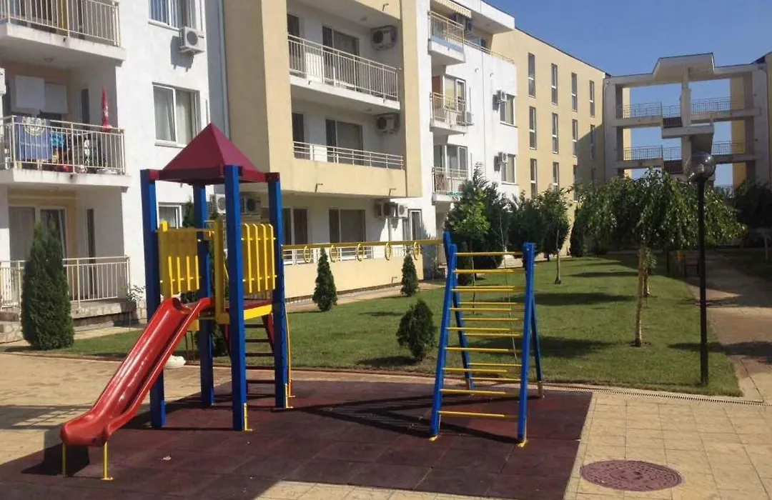 Nessebar Fort Club Studio 40M2-1