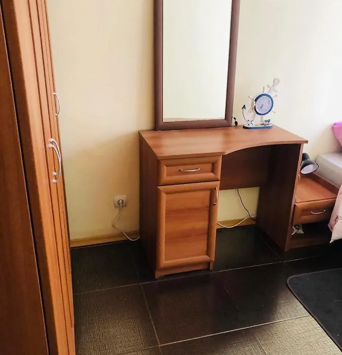 One Bedroom Apartment In Sunlight-1