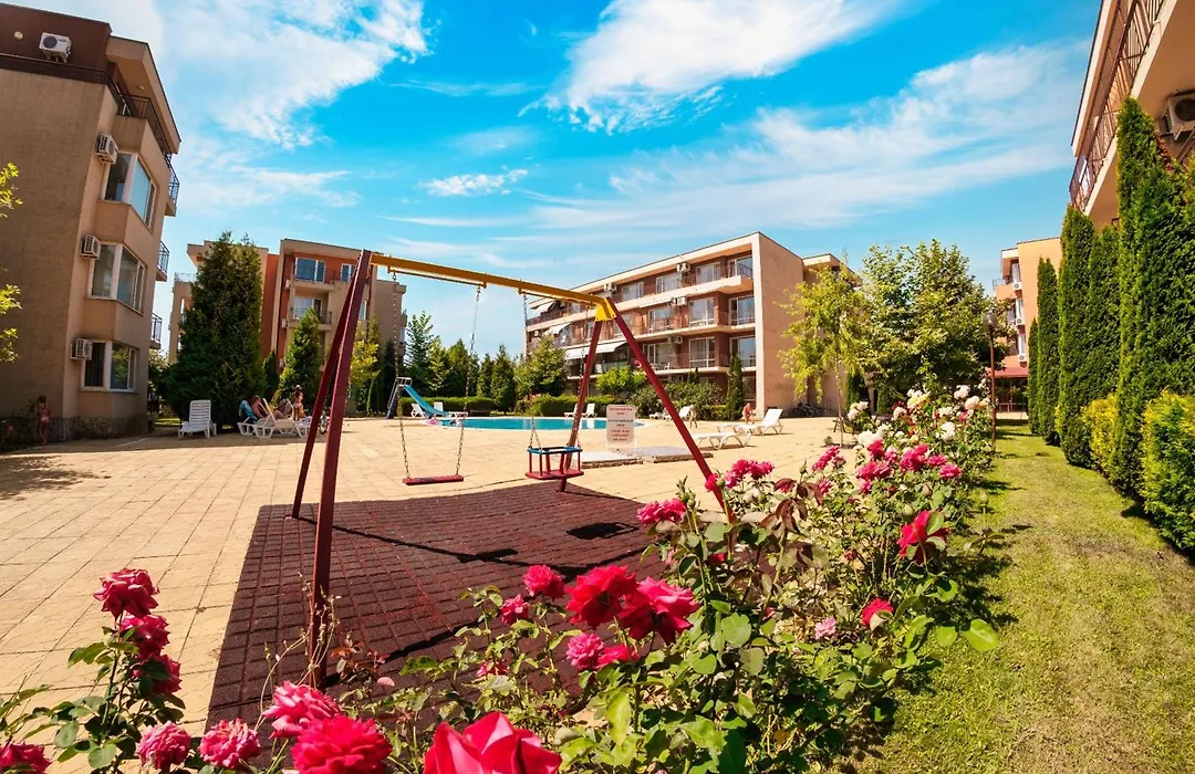 Holiday Garden Resort-1