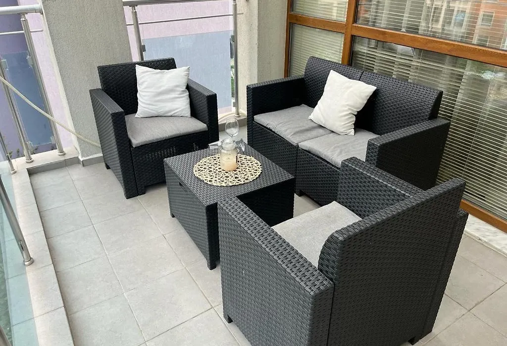 Deluxe, 1 Bed Apt, Sun City 1-1