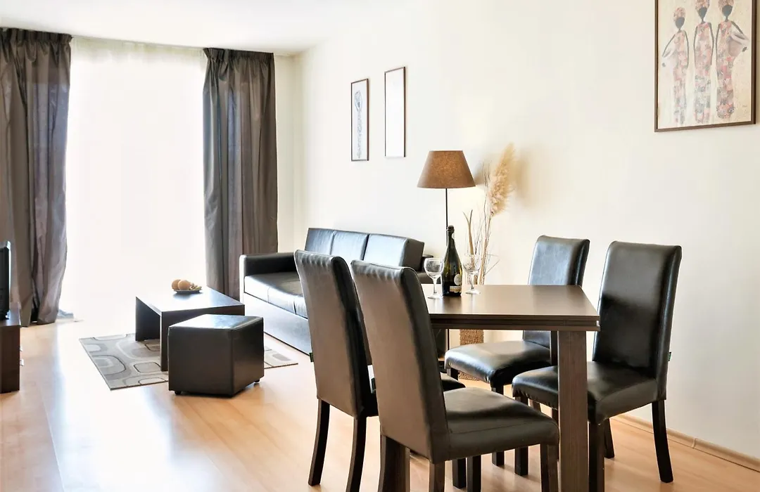 Charming 1 Bedroom Apartment-1
