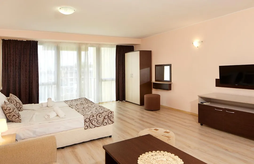 Apart Hotel Vechna R-1