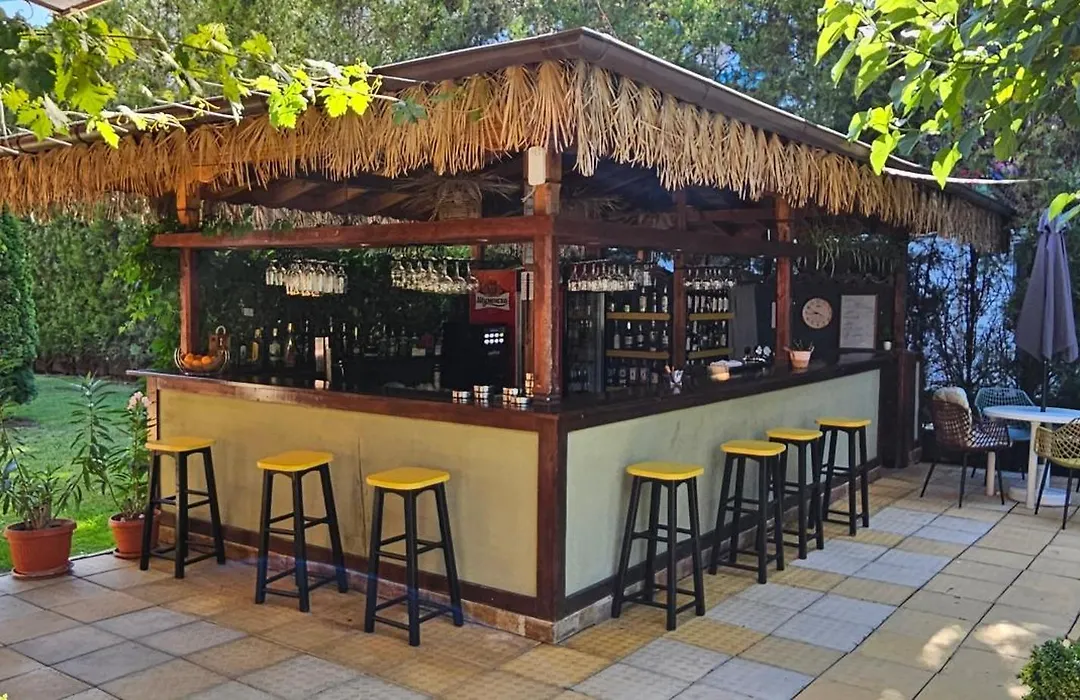 Hotel Liani-1