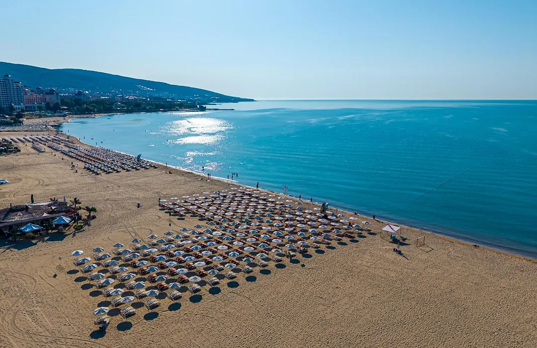 Hotel Marvel - Fully Renovated Free Beach Access-1