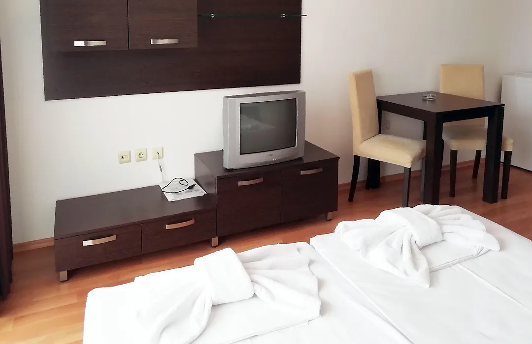 Apart Hotel Happy-1