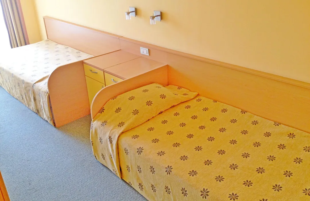 Kalofer Hotel-1