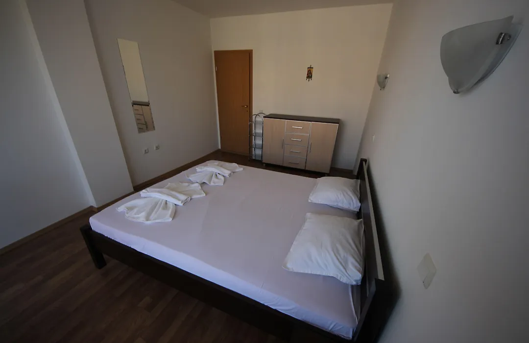 Menada Diamond Bay Apartments-1
