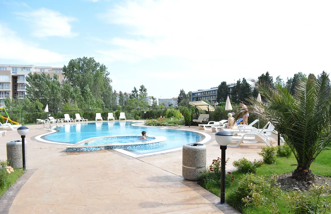 Vip Zone Apartments-1