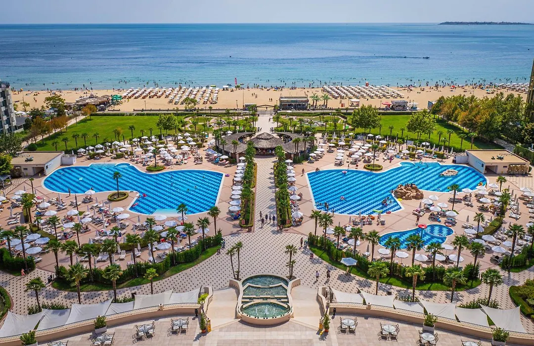 Dit Majestic Beach Resort-1