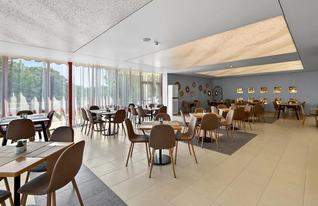 Hotel Longosa-1