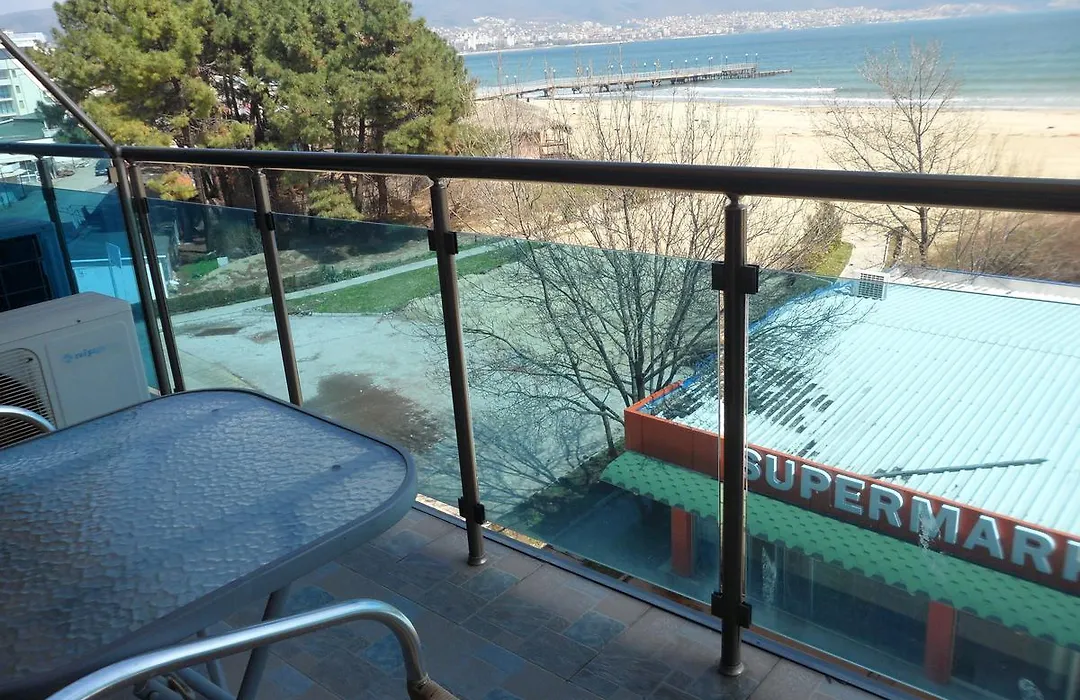 Sianie: Beachfront Apartment in Sunny Beach Center-1