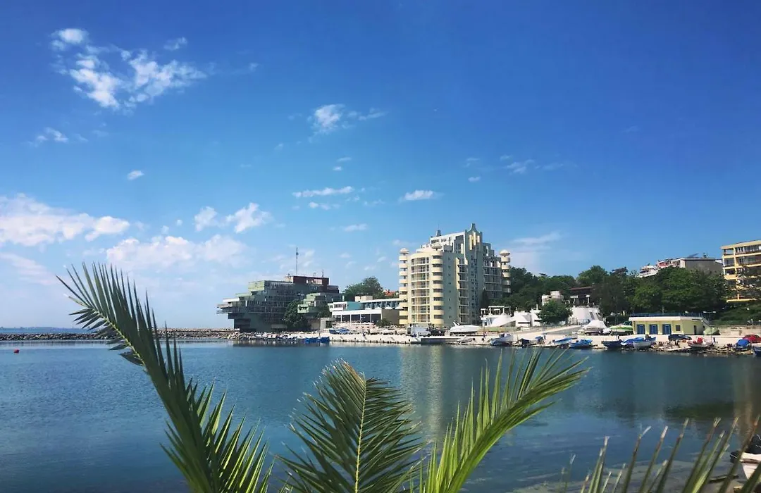 Interhotel Pomorie-1