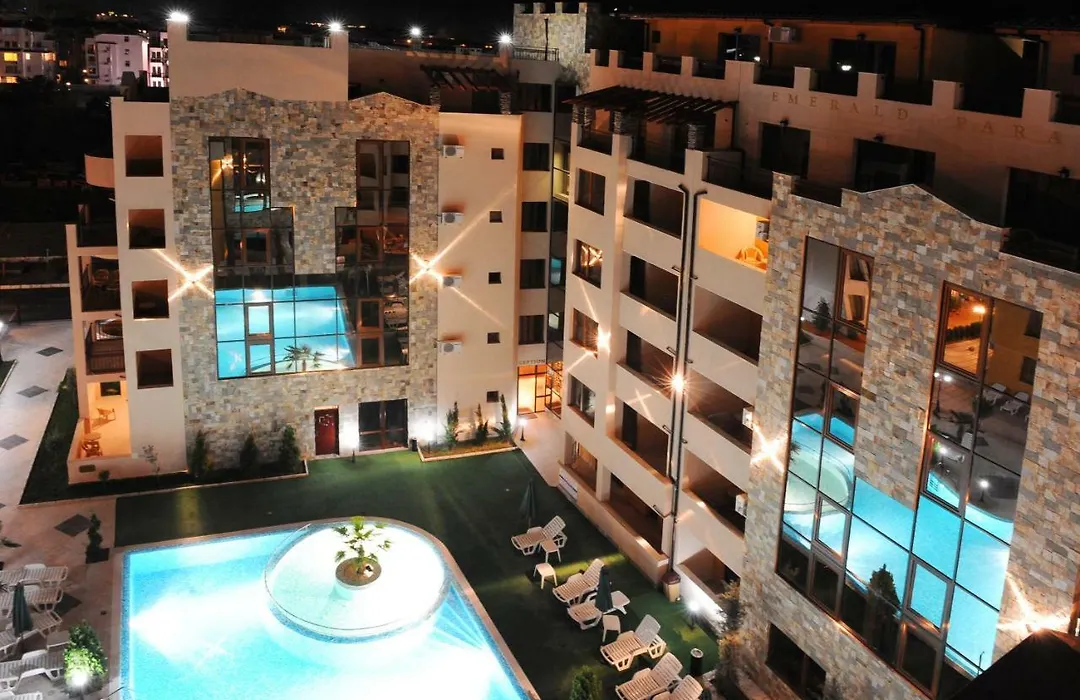 Emerald Paradise-1