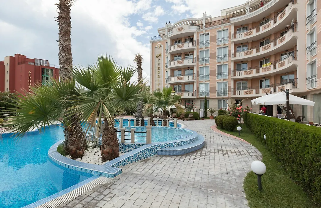 Cozy Studio In Aphrodite Palace Complex-1