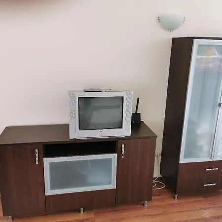 Aya'S Beach Apartment-3