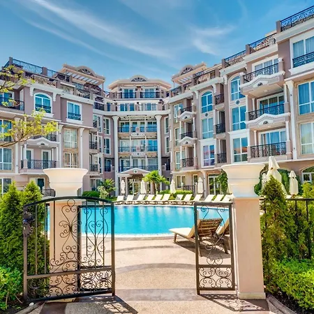 Izida Palace Apartments-2