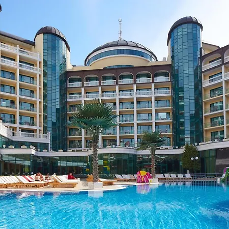 Planeta Hotel & Aquapark Free Beach Access-2