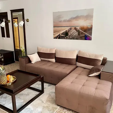 Royal Beach Apartments - 5M To Pool, 100M To Beach-2