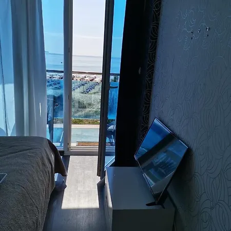 Albena Suite 2-2