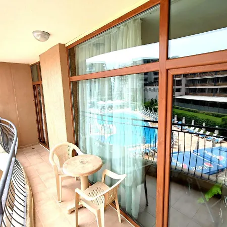 Grenada.Suite.Tonight.1 Bedroom.Pool View.300M To Beach-2
