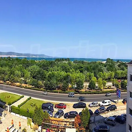 Apart Hotel Breeze-2