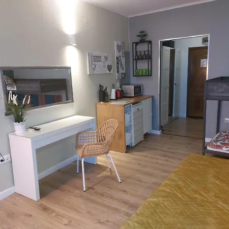 Destination Bulgaria 2000 Grenada Hotel Private Family Apartaments-2