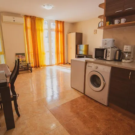 ~ Elit ~ Studio With A Pool In Sunny Beach-3