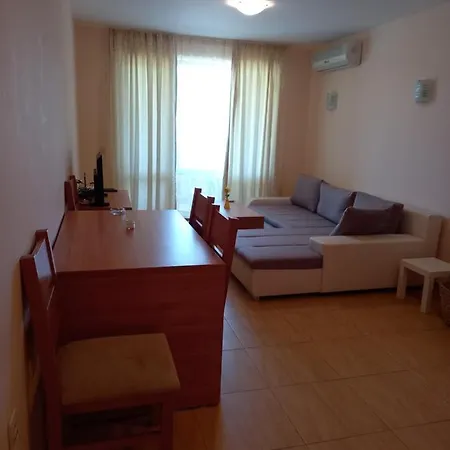 Апартамент В Комплекс Golden Beach, Sunny Beach-2