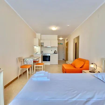 Royal Sun - Private Apartment - Bsr - 2-2